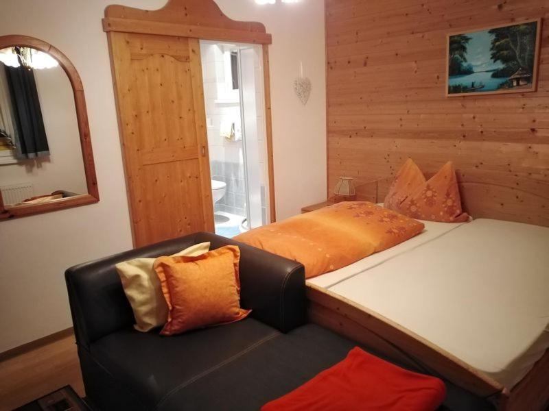 Haus Kremser باد كلينكيرشهايم المظهر الخارجي الصورة